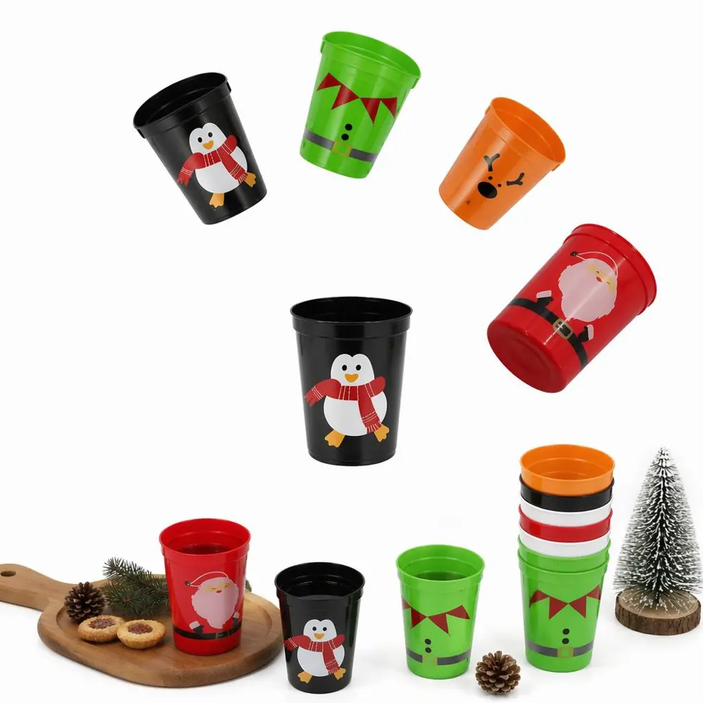 16 oz Reusable Christmas Plastic Cup Festive Holiday Design 2