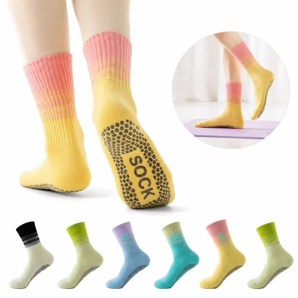 Non-Slip Gradient Yoga Socks with Open Toe for Pilates 2